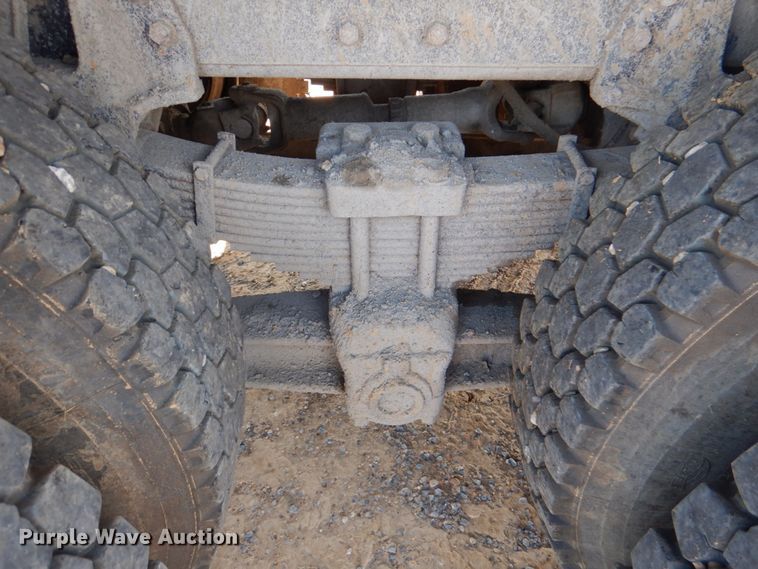 image for item DM3865 1999 International 2554  dump truck
