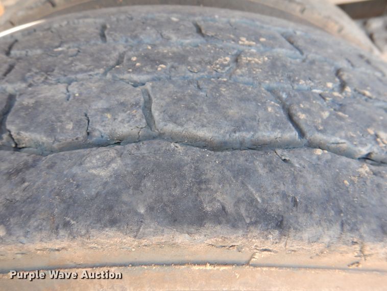 image for item DM3865 1999 International 2554  dump truck