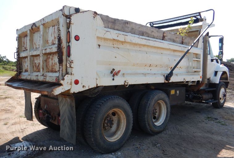 image for item DM3867 2011 International 7400  dump truck