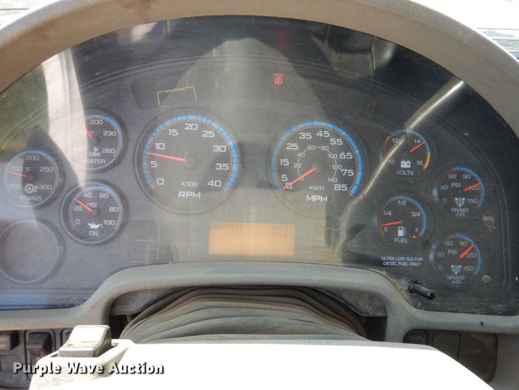 image for item DM3867 2011 International 7400  dump truck