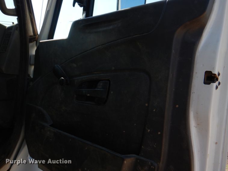 image for item DM3867 2011 International 7400  dump truck