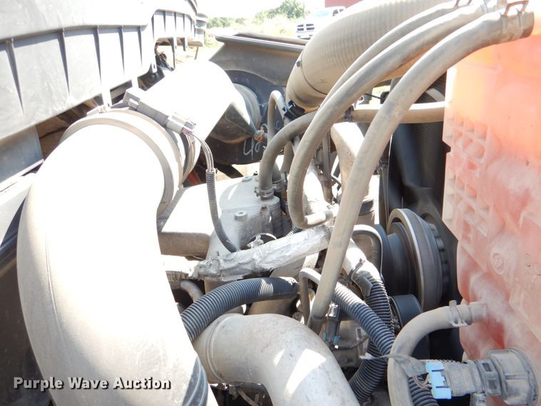 image for item DM3867 2011 International 7400  dump truck