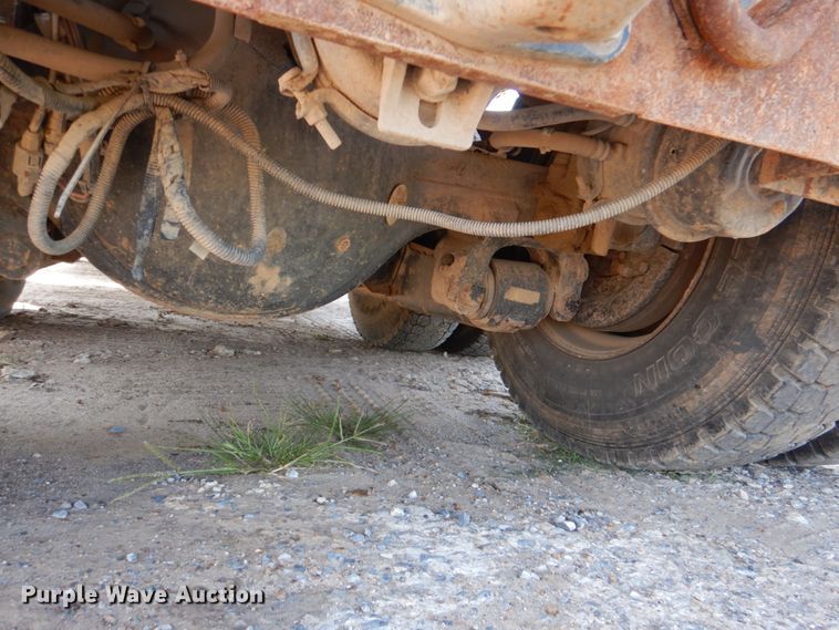 image for item DM3867 2011 International 7400  dump truck