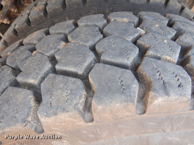 image for item DM3867 2011 International 7400  dump truck