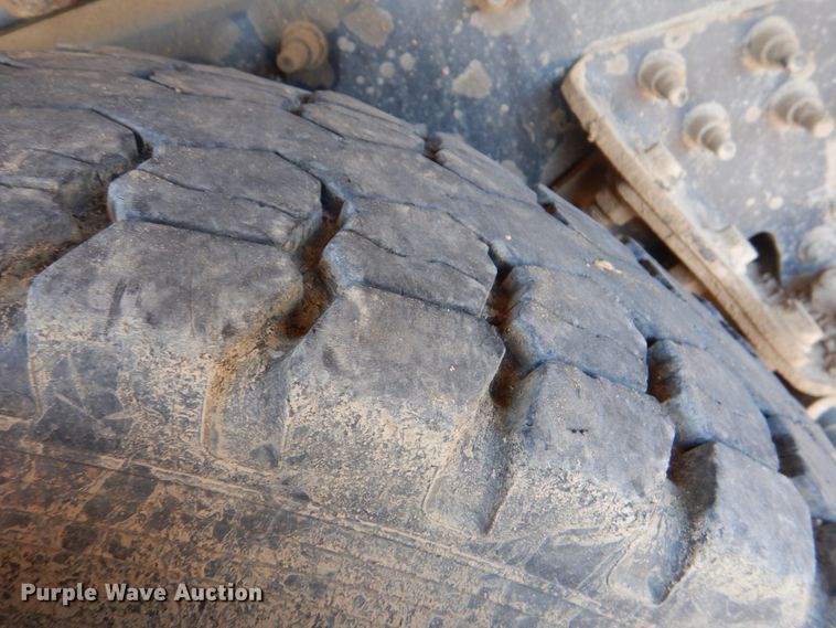 image for item DM3867 2011 International 7400  dump truck