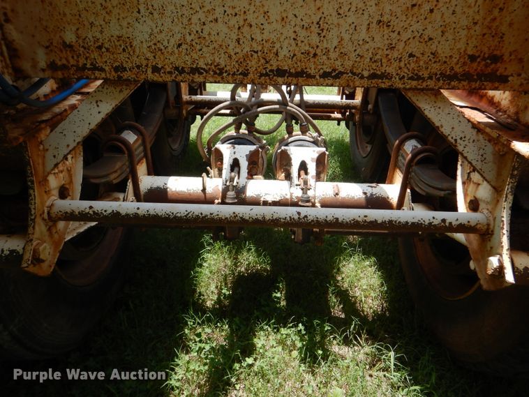 image for item DM3879 2013 Dakota Trailer MFG.  bottom dump trailer