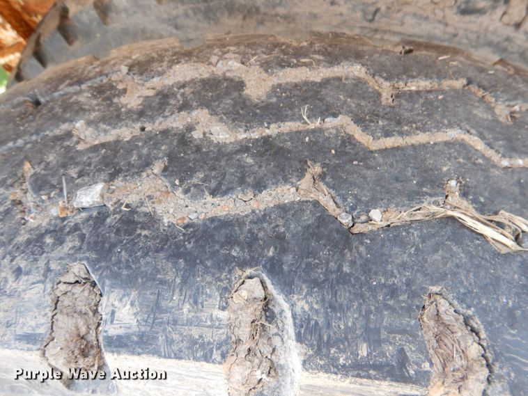 image for item DM3879 2013 Dakota Trailer MFG.  bottom dump trailer