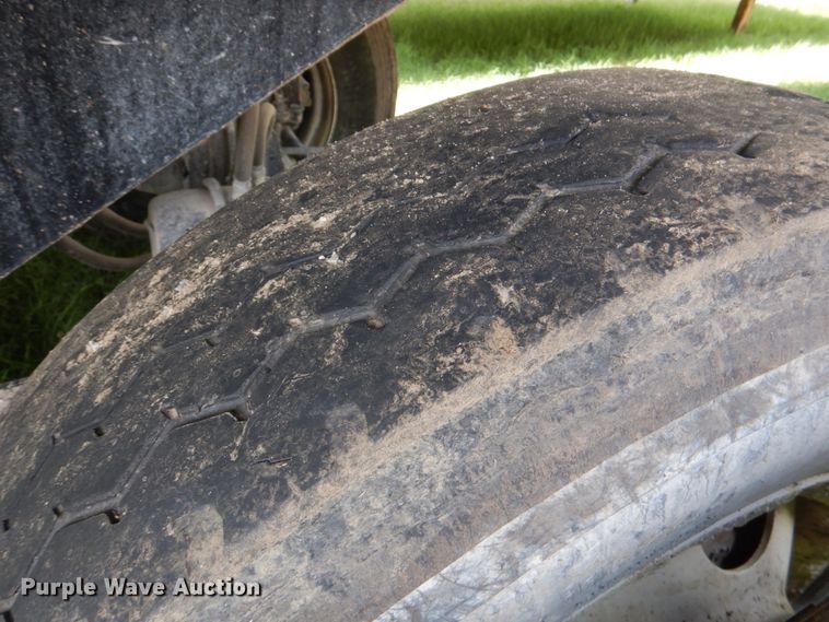 image for item DM3880 2016 Manac 4H232A000  end dump trailer