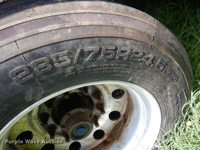 image for item DM3880 2016 Manac 4H232A000  end dump trailer