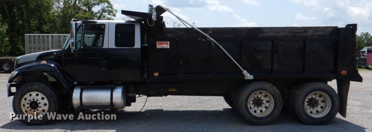 image for item DM3883 2007 International 7400  dump truck