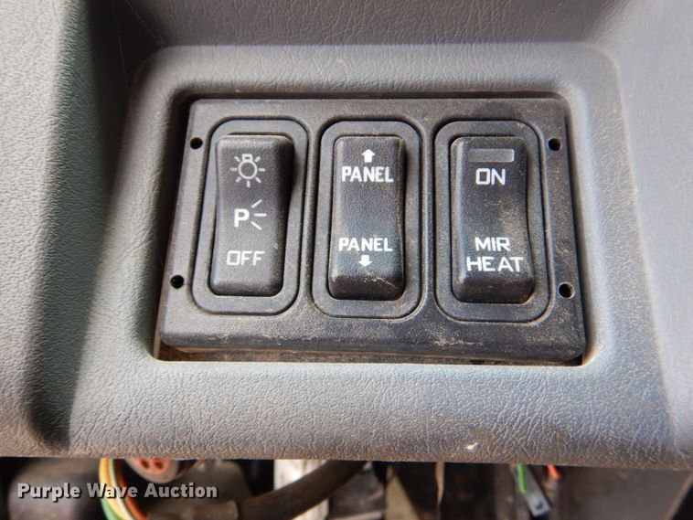 image for item DM3883 2007 International 7400  dump truck