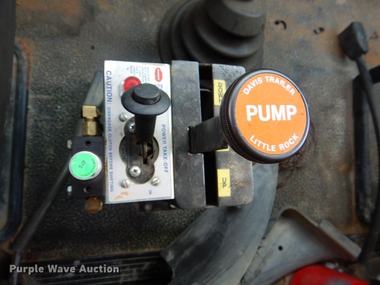 image for item DM3883 2007 International 7400  dump truck