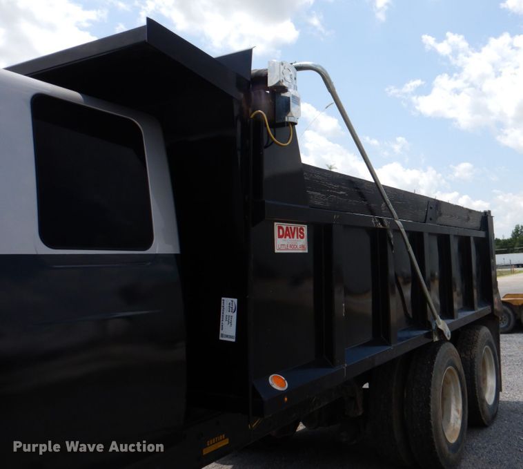 image for item DM3883 2007 International 7400  dump truck