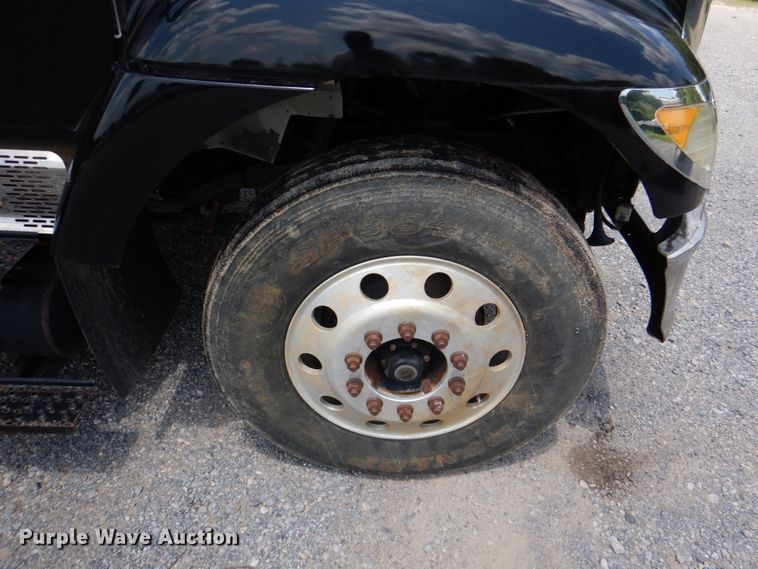 image for item DM3883 2007 International 7400  dump truck