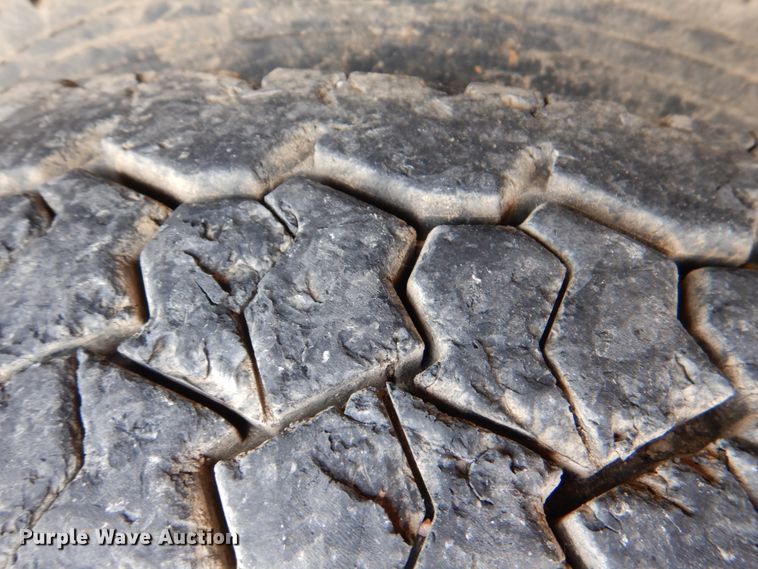 image for item DM3883 2007 International 7400  dump truck