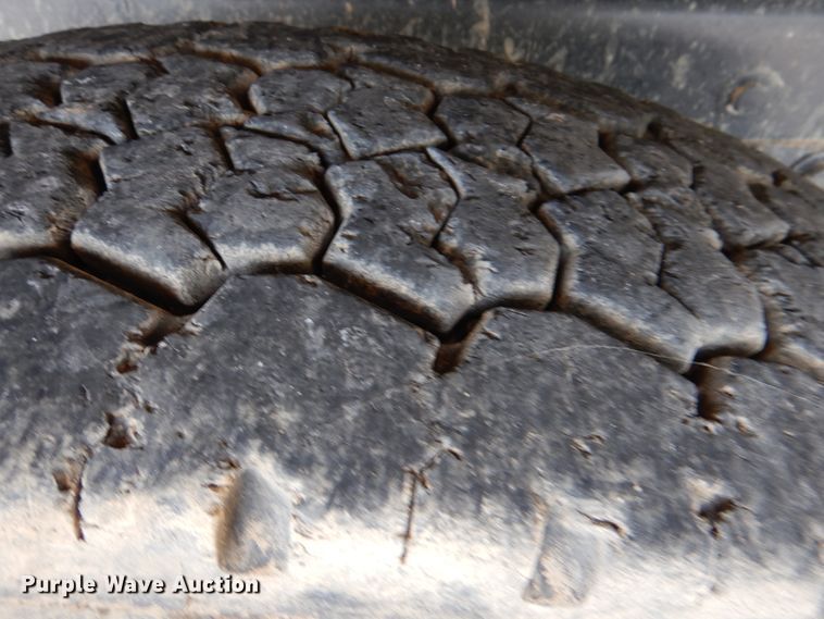 image for item DM3883 2007 International 7400  dump truck