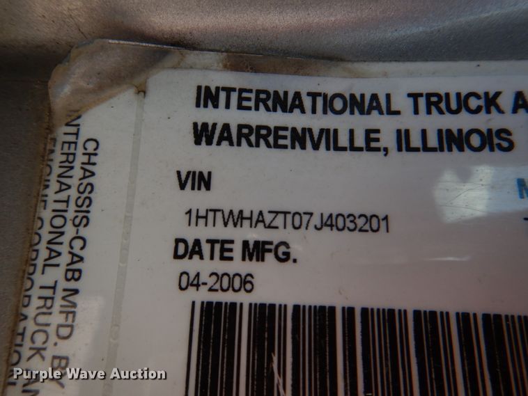 image for item DM3883 2007 International 7400  dump truck