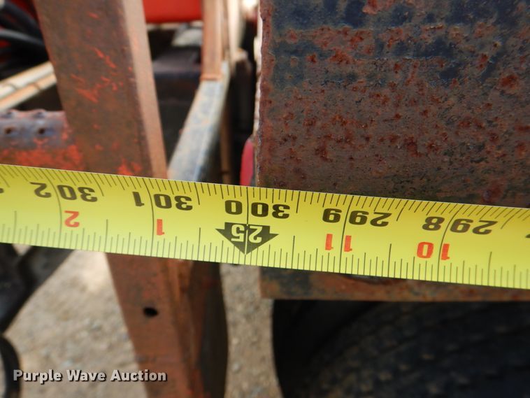 image for item DM3900 1995 Ford LTS9000  crane truck