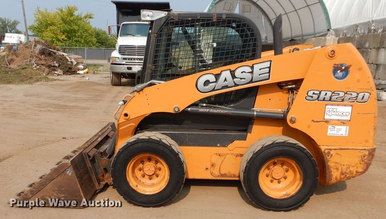 image for item DM4344 2013 Case SR220  skid steer loader