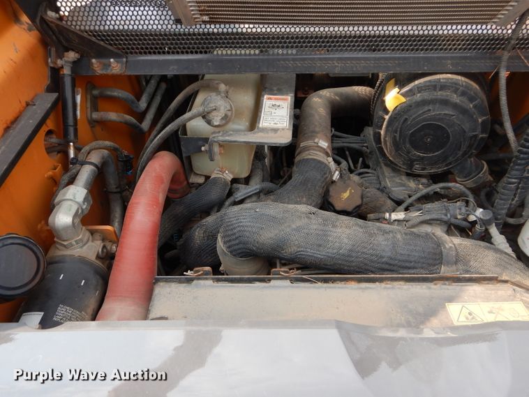 image for item DM4344 2013 Case SR220  skid steer loader