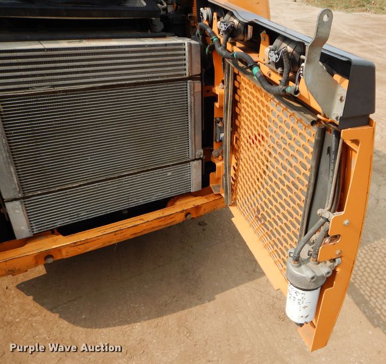 image for item DM4344 2013 Case SR220  skid steer loader