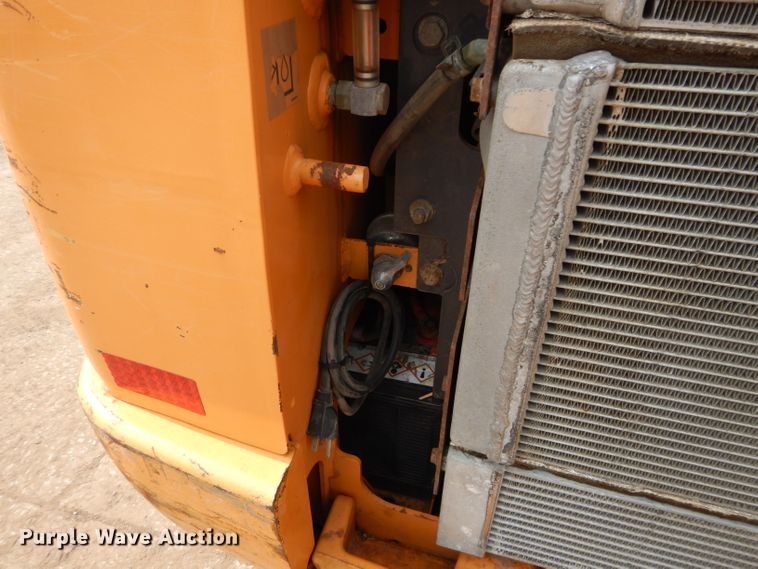 image for item DM4344 2013 Case SR220  skid steer loader