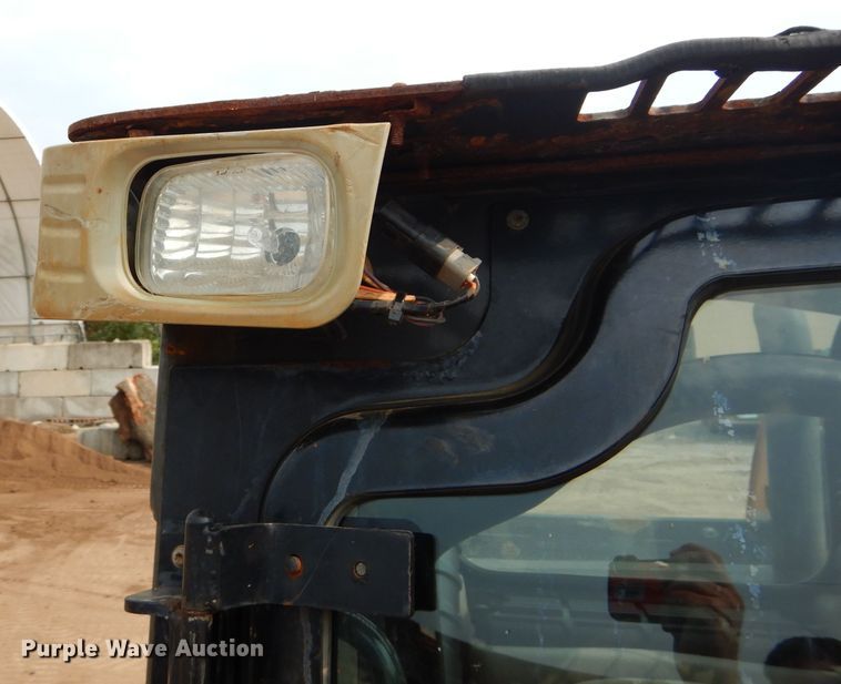 image for item DM4344 2013 Case SR220  skid steer loader