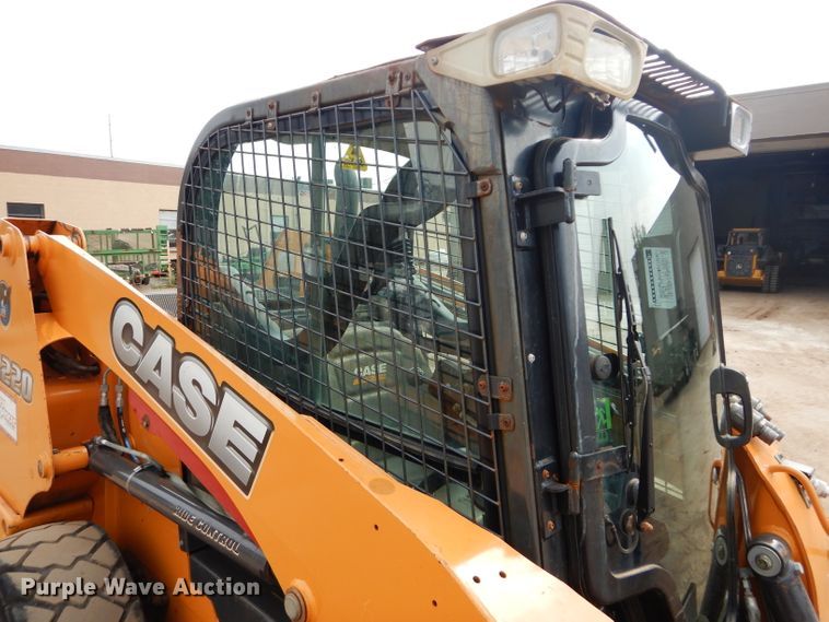 image for item DM4344 2013 Case SR220  skid steer loader