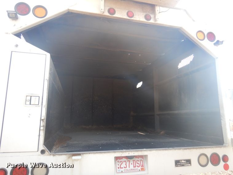 image for item DM5263 2014 International 7300  forestry bucket truck