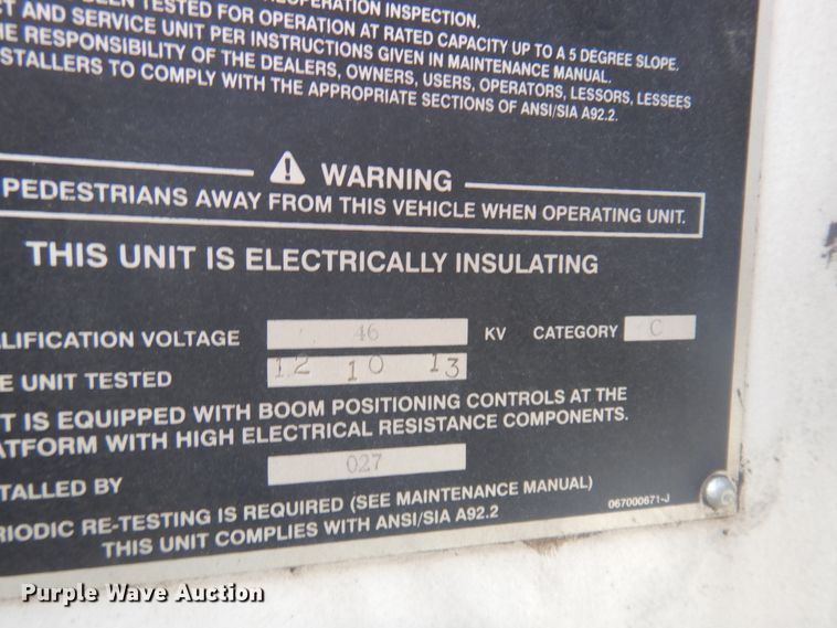 image for item DM5263 2014 International 7300  forestry bucket truck