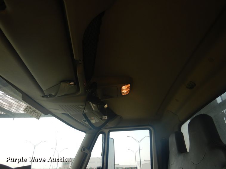 image for item DM5263 2014 International 7300  forestry bucket truck