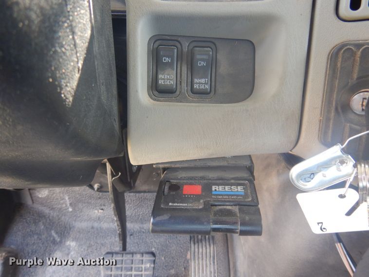 image for item DM5263 2014 International 7300  forestry bucket truck