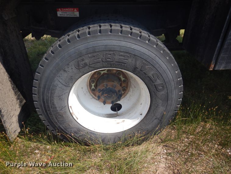 image for item DM5263 2014 International 7300  forestry bucket truck