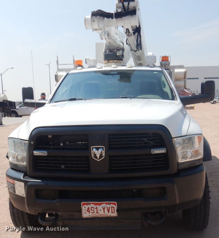 image for item DM5264 2012 Dodge Ram 5500 HD  bucket truck