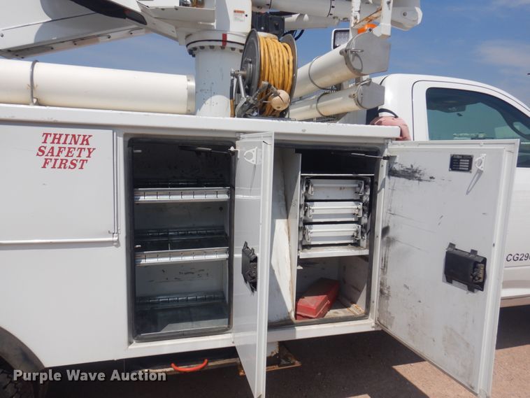 image for item DM5264 2012 Dodge Ram 5500 HD  bucket truck