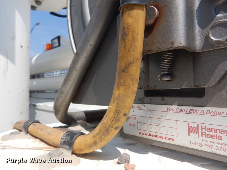 image for item DM5264 2012 Dodge Ram 5500 HD  bucket truck