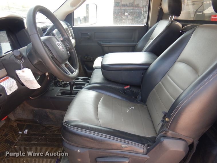 image for item DM5264 2012 Dodge Ram 5500 HD  bucket truck