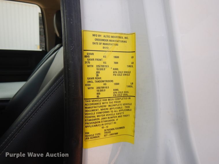 image for item DM5264 2012 Dodge Ram 5500 HD  bucket truck