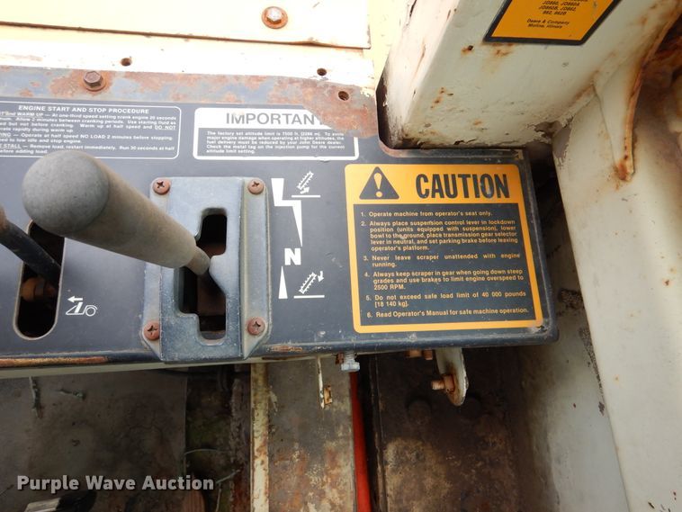 image for item DM6319 1989 John Deere 862B  elevating scraper