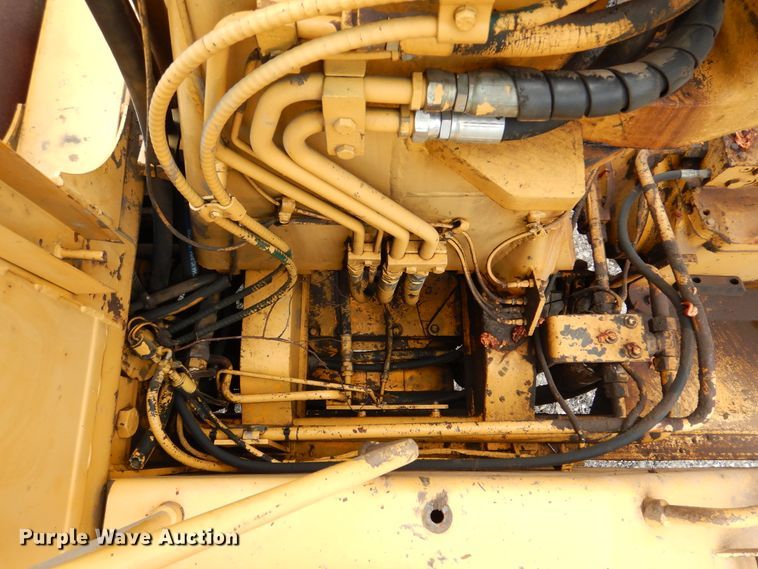 image for item DM6319 1989 John Deere 862B  elevating scraper