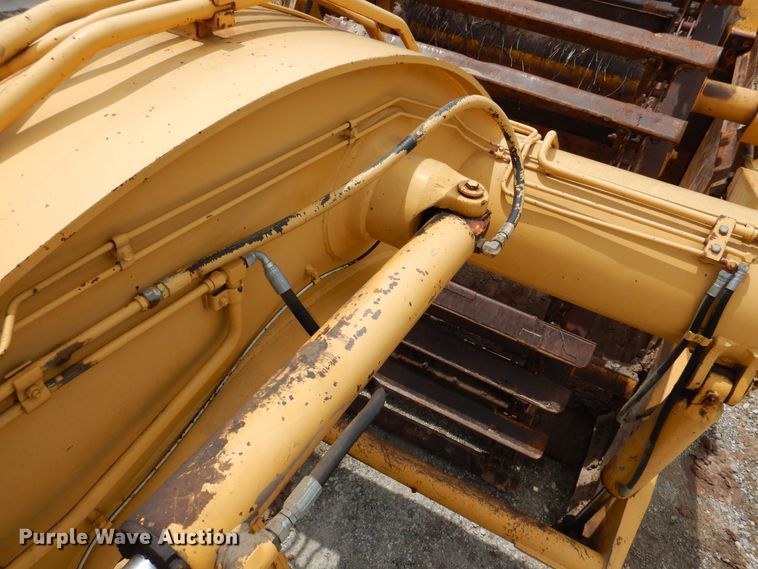 image for item DM6319 1989 John Deere 862B  elevating scraper