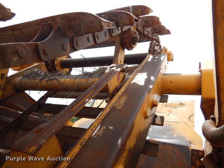 image for item DM6319 1989 John Deere 862B  elevating scraper