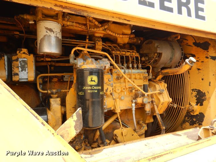 image for item DM6319 1989 John Deere 862B  elevating scraper