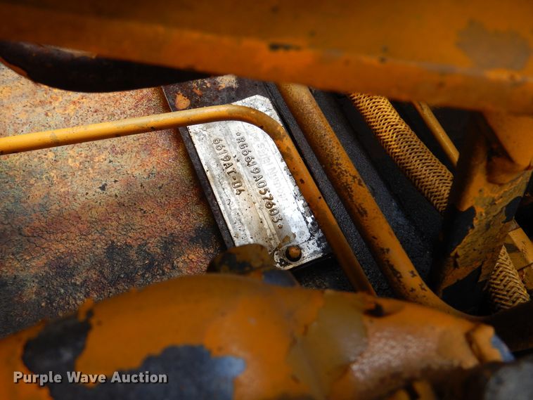 image for item DM6319 1989 John Deere 862B  elevating scraper