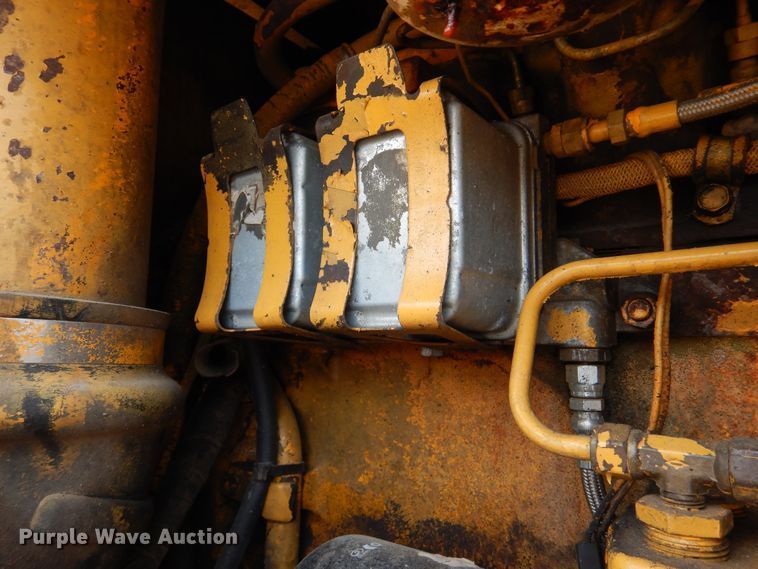 image for item DM6319 1989 John Deere 862B  elevating scraper