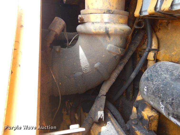 image for item DM6319 1989 John Deere 862B  elevating scraper