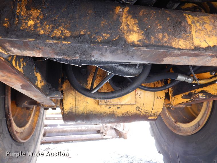 image for item DM6319 1989 John Deere 862B  elevating scraper