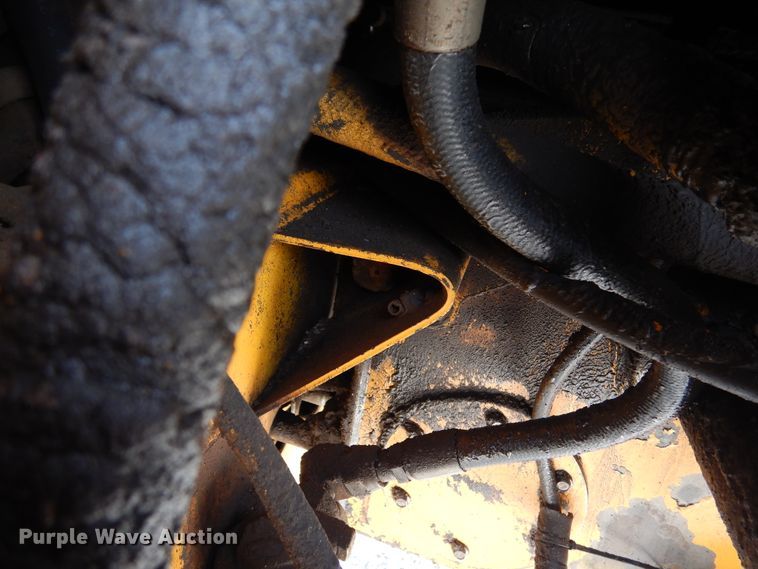 image for item DM6319 1989 John Deere 862B  elevating scraper