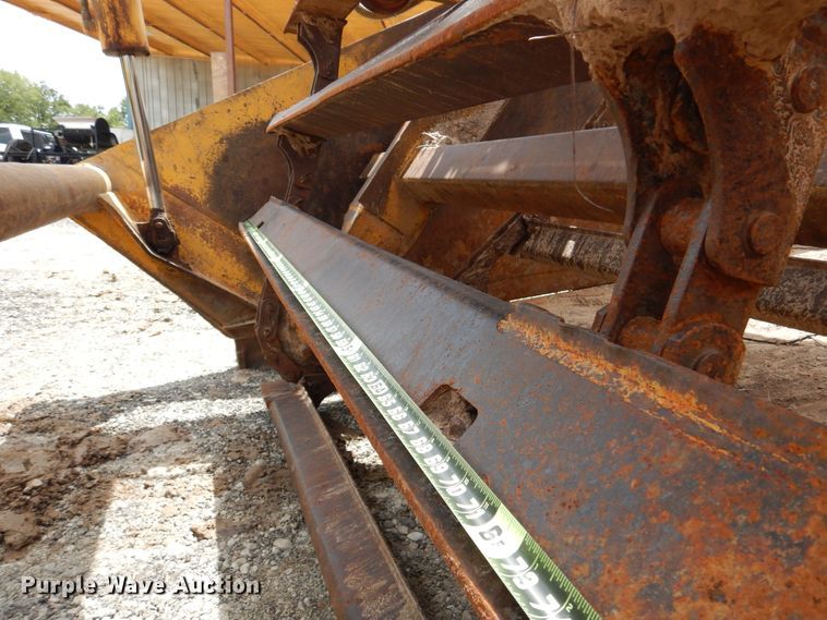 image for item DM6319 1989 John Deere 862B  elevating scraper