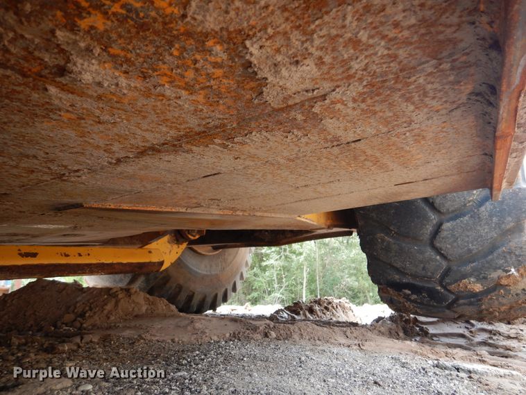 image for item DM6319 1989 John Deere 862B  elevating scraper